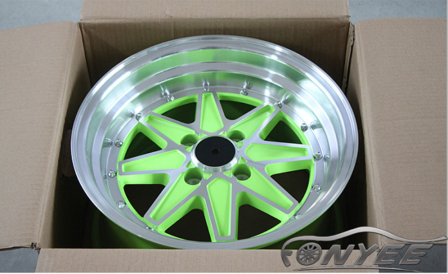 картинка Новые диски SSR Jilba Racing R15 4X100 ET20 J8,25 зеленый + серебро магазин  StreetTuning 