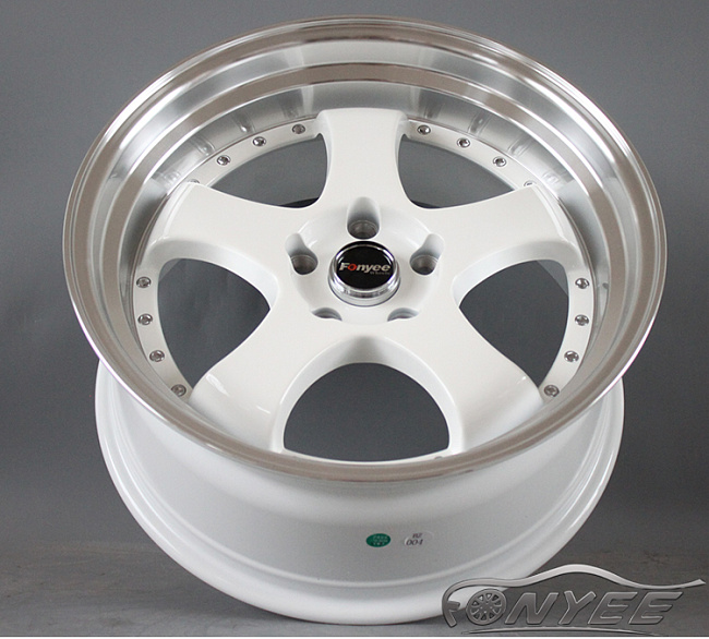 картинка Новые диски JNC 017 R18 5X112 ET25 J9,5 белый + серебро магазин  StreetTuning 
