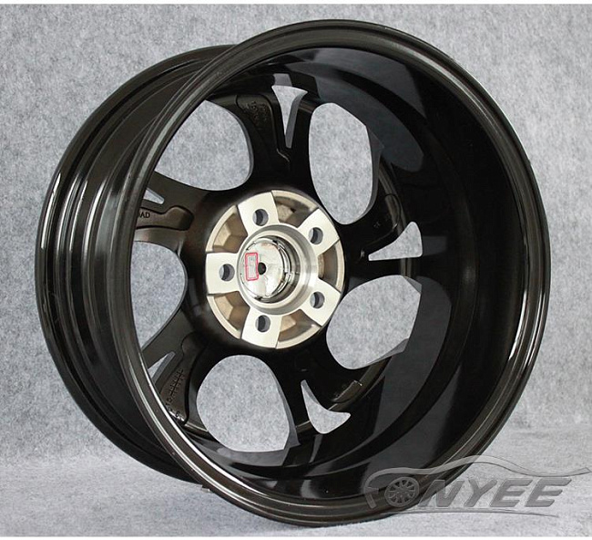 картинка Новые диски Vossen R15 4х100 J6,5 ET35 серебро + черный глянец магазин  StreetTuning 