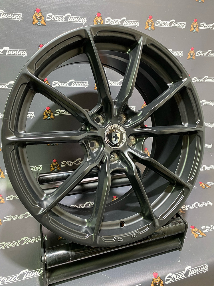 картинка Новые диски HRE DQ015 Flow Forming R18 J8 ET35 5X108 Black Mat от магазина  StreetTuning