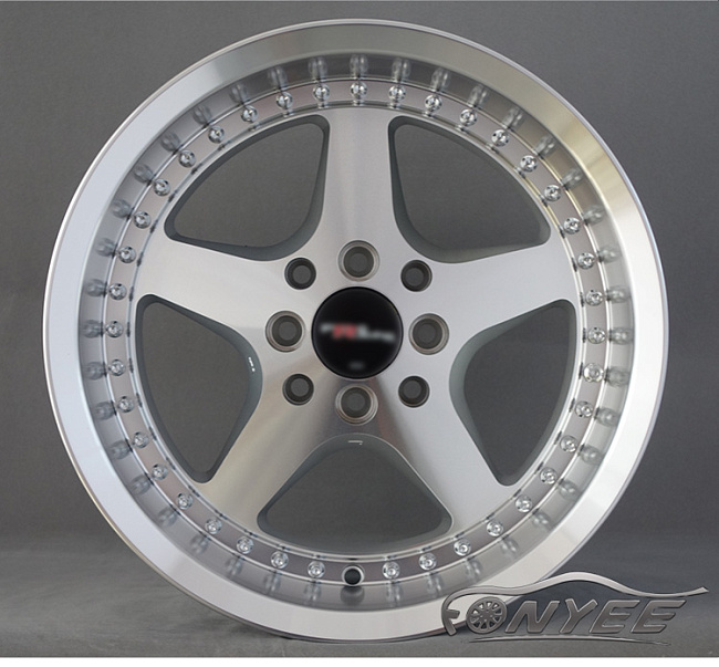 картинка Новые диски Proracing R15 4х114,3-4х100 J7 ET35 серебро магазин  StreetTuning 