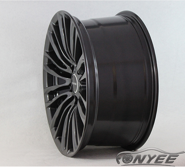картинка Новые диски BMW style 142 R18 5x120 ET35 J8,5 черное серебро магазин  StreetTuning 