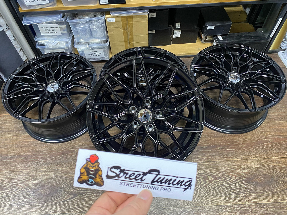 картинка Новые диски Wheelegend VLF R17 J7.5 ET35 5x112 Black от магазина  StreetTuning