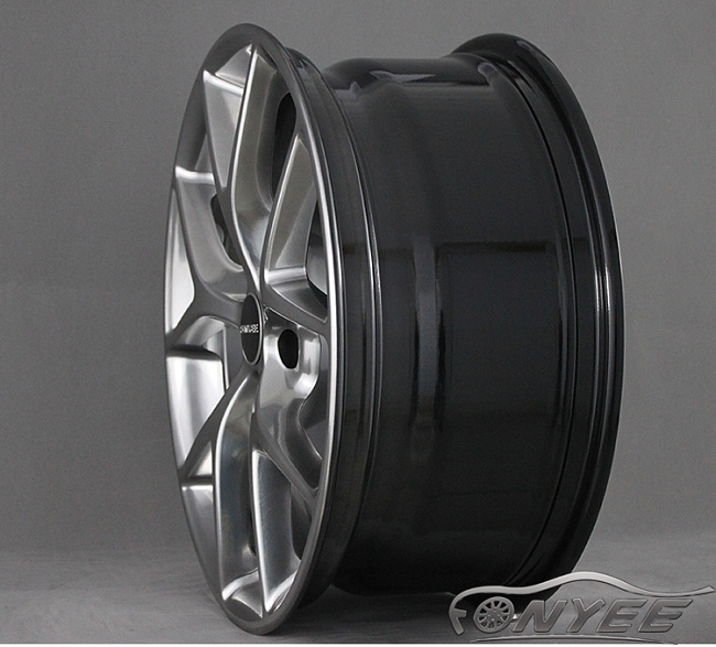 картинка Новые диски BBS CI-R R18 5X114,3 ET42 J8,5 темное серебро глянец магазин  StreetTuning 