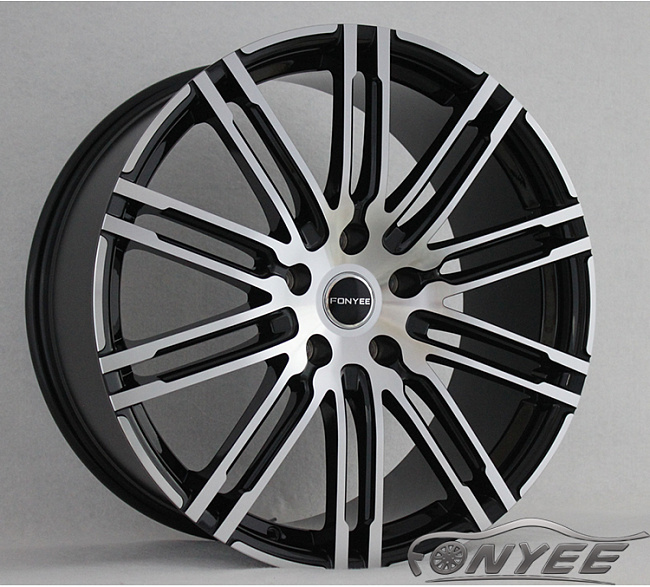 картинка Новые диски Porsche Macan wheels R20 5x130 ET45 J9,5 черный глянец + серебро магазин  StreetTuning 