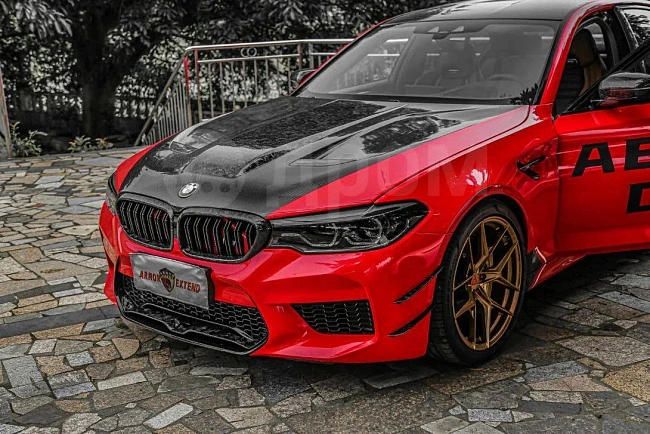 картинка Сплиттер средний (губа) на передний бампер для BMW M5 F90 магазин  StreetTuning 