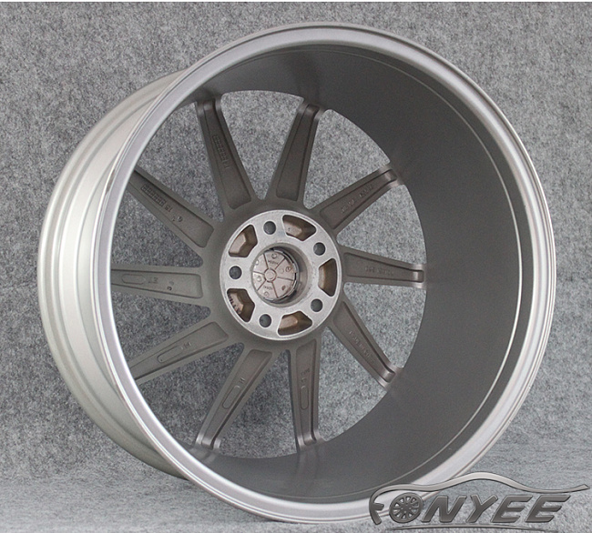 картинка Новые диски Vossen CVT-L Replica R19 5X112 ET30 J10 серебристые магазин  StreetTuning 