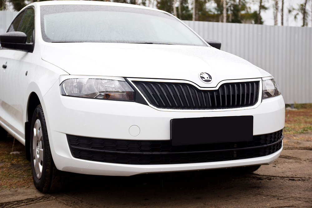 картинка Skoda Rapid 2012-2016 Накладки на передние фары (реснички) компл.-2 шт. от магазина  StreetTuning