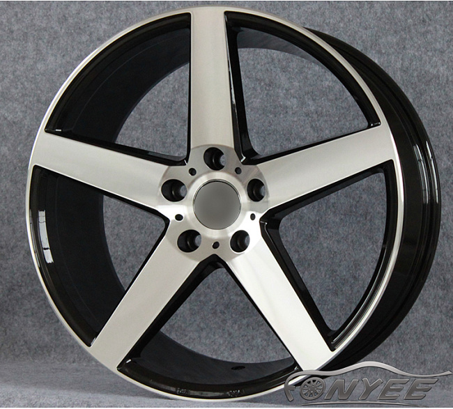 картинка Новые диски Inforged iFG 8 SUV R18 5X114,3 ET42 J9 черный глянец + серебро магазин  StreetTuning 