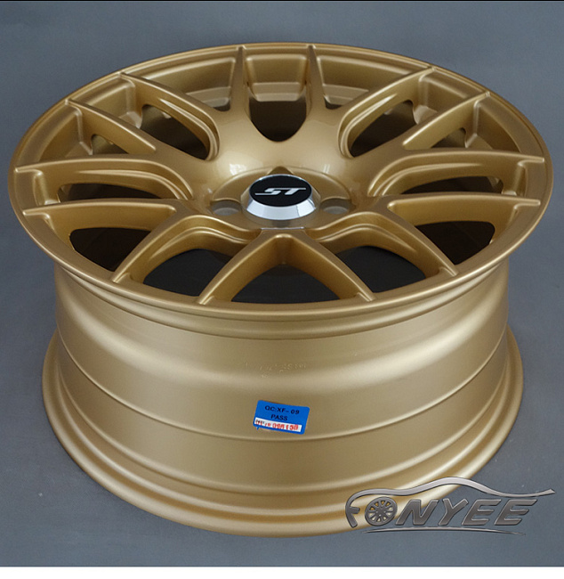 картинка Новые диски XXR 530 R17 4X100 ET35 J8,25, золотые магазин  StreetTuning 