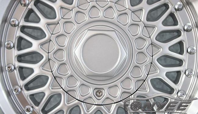 картинка Новые диски BBS RS R18 5X100/5X114,3 ET20 J9,5 серебро + полированная полка магазин  StreetTuning 