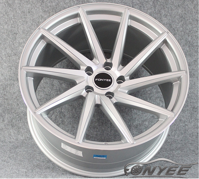 картинка Новые диски Vossen CVT-L Replica R19 5X112 ET30 J10 серебристые магазин  StreetTuning 