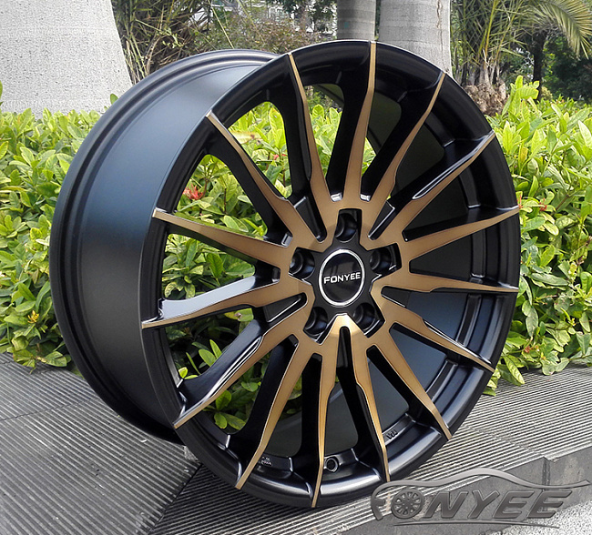 картинка Новые диски WORK URBANZONE FERVORE R18 5X114,3 ET45 J8,0 бронзовые магазин  StreetTuning 