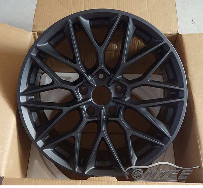 картинка Новые диски HRE P200 Replika R19 5X120 ET35 J8,5, черные матовые магазин  StreetTuning 
