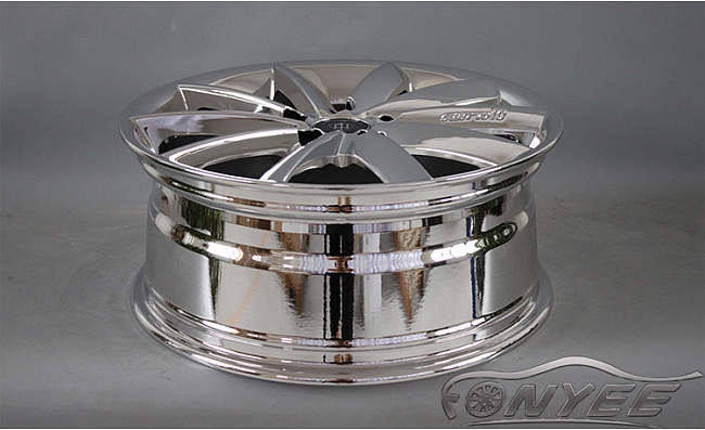 картинка Новые диски Fledermaus - Cuervo10 R17 J7 ET42 5x108 хром магазин  StreetTuning 