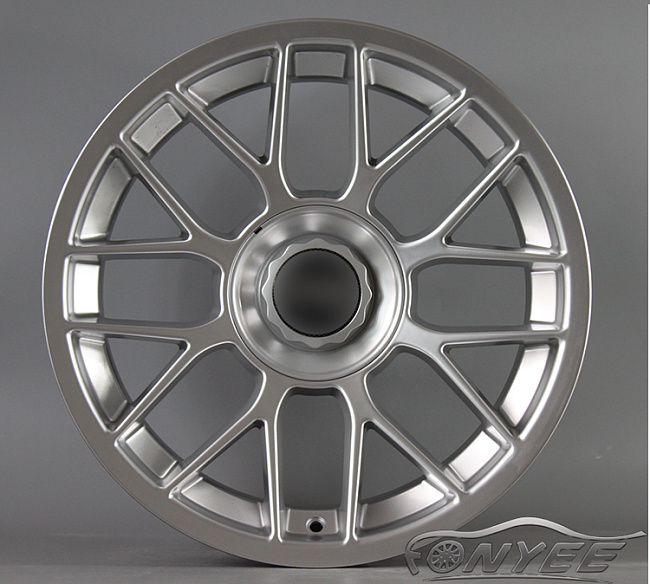 картинка Новые диски BBS RC302 R17 5X112/5X120 ET15 J10 серебро глянец магазин  StreetTuning 