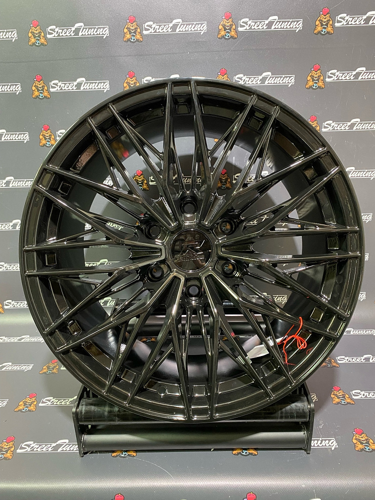 картинка Новые диски R-EMOTION R18 J9 ET25 6X139.7 Black от магазина  StreetTuning
