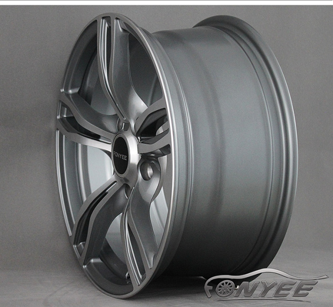 картинка Новые диски BMW F10 style R18 5x120 ET30 J8 серый + серебро магазин  StreetTuning 