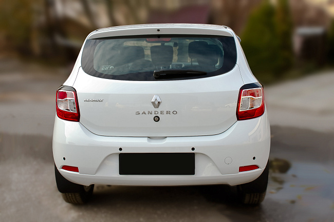 картинка Renault Sandero Stepway II 2014-н.в. Накладки на задние фонари (реснички) магазин  StreetTuning 