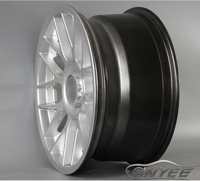 картинка Новые диски BBS RC302 R17 5X112/5X120 ET15 J10 серебро глянец магазин  StreetTuning 