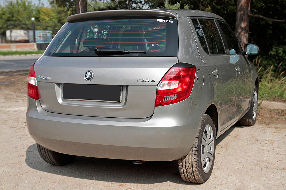 картинка Skoda Fabia II 2010—2013 Накладки на задние фонари (реснички) 2шт. от магазина  StreetTuning