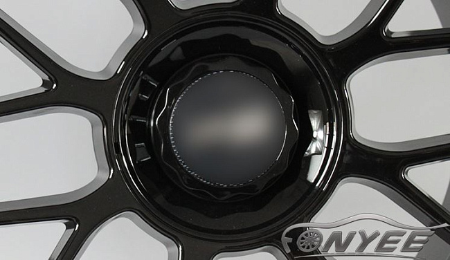 картинка Новые диски BBS RC302 R17 5X100/4X100 ET20 J8,5 черный глянец магазин  StreetTuning 