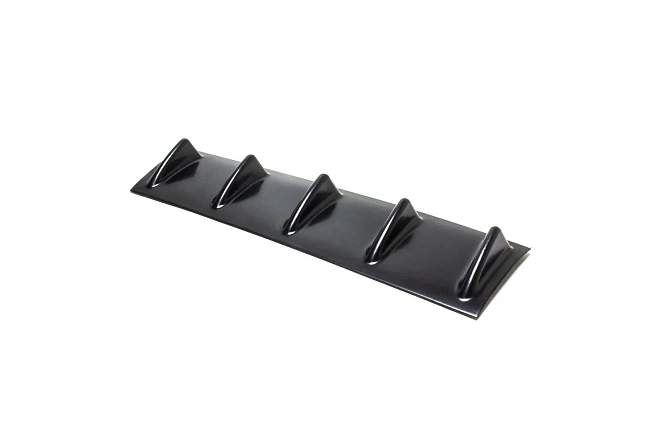 картинка Универсальный диффузор заднего бампера, 5 плавников магазин  StreetTuning 