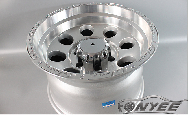 картинка Новые диски GT Wheel R15 6X139,7 ET0 J8 серебряные магазин  StreetTuning 