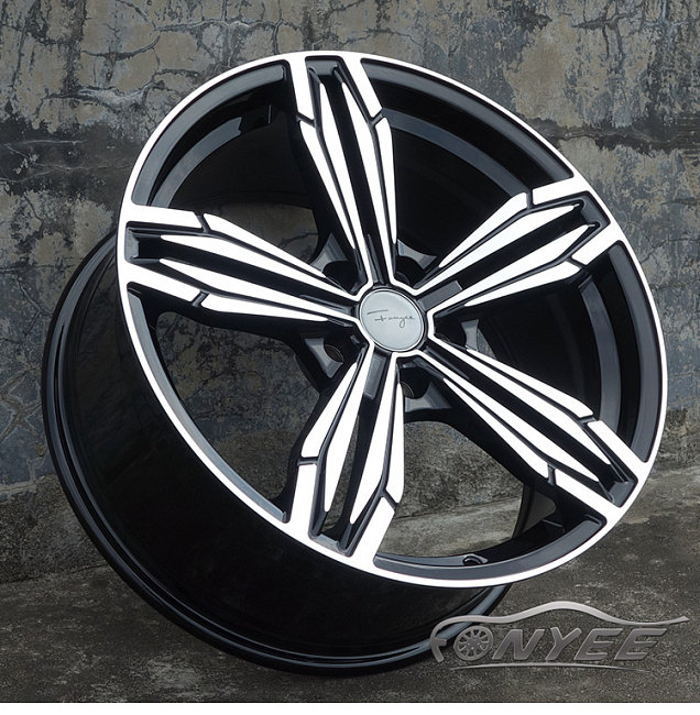 картинка Новые диски Dibite R18 5x114,3 ET35 J8 черные #2 магазин  StreetTuning 