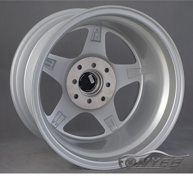 картинка Новые диски Proracing R15 4х114,3-4х100 J7 ET35 серебро магазин  StreetTuning 