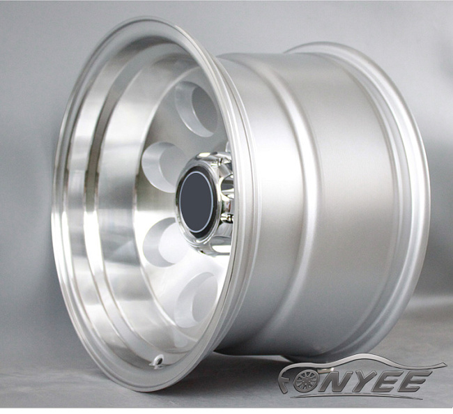 картинка Новые диски GT wheels style 2 R16 6x139,7 ET-38 J10 серебро магазин  StreetTuning 