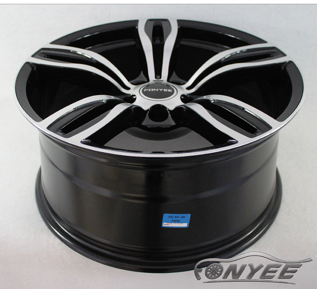 картинка Новые диски BMW F10 style R18 5x120 ET20 J9,5 черный глянец + серебро магазин  StreetTuning 