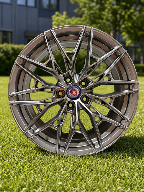 картинка Новые диски Hre Flow Forming R18 J8 ET35 5X114.3 Hyper Black магазин  StreetTuning 